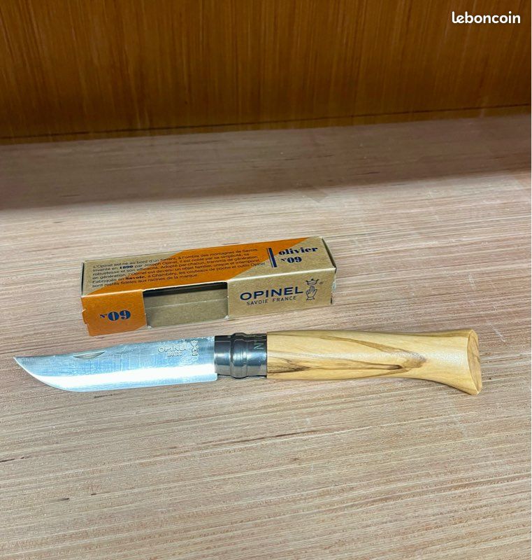 Opinel n.9 Olivier (image 2)