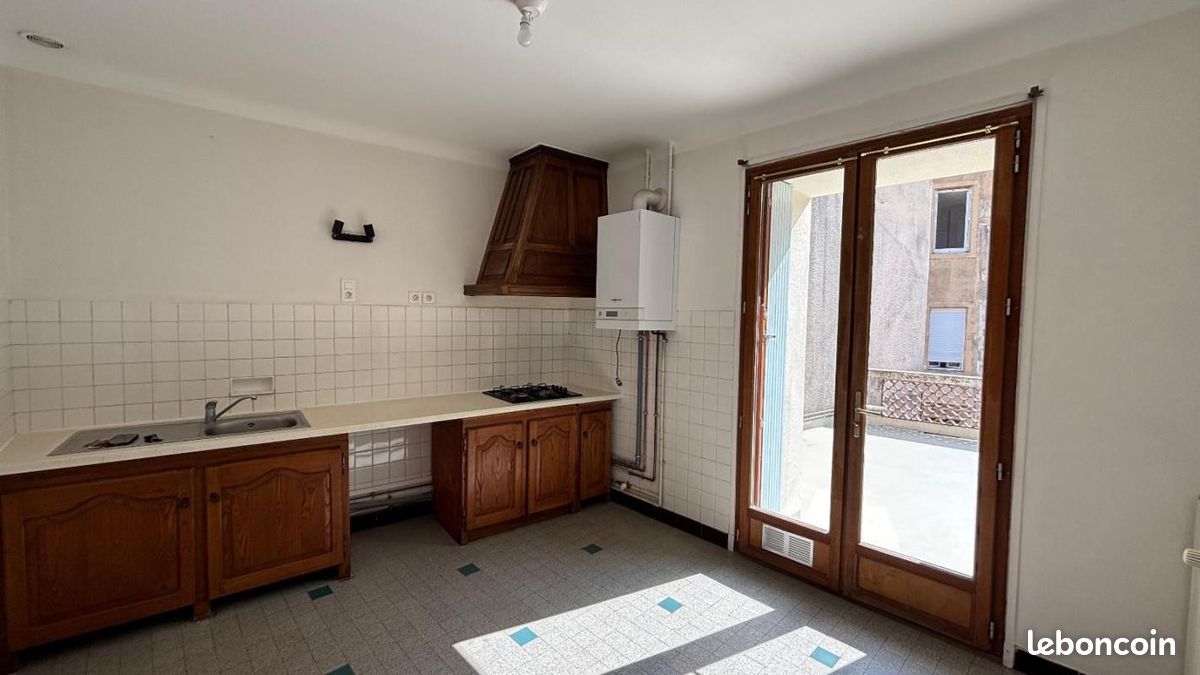 Appartement 3 pièces 66 m² · à Privas · 66 m² · 515 €/mois
