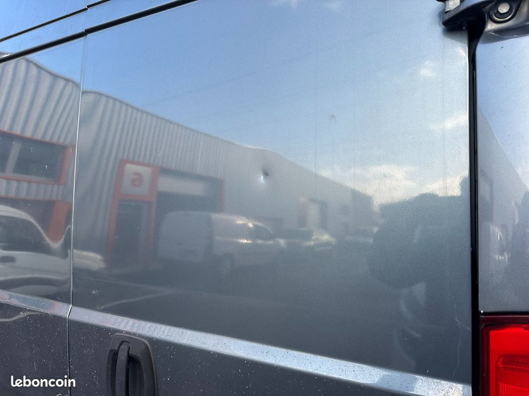 CITROEN JUMPER FOURGON TOLE 35 L2H2 BLUEHDi 160 BVM6 BUSINESS *TVA RECUPERABLE / Distribution Embrayage recent (image 31)