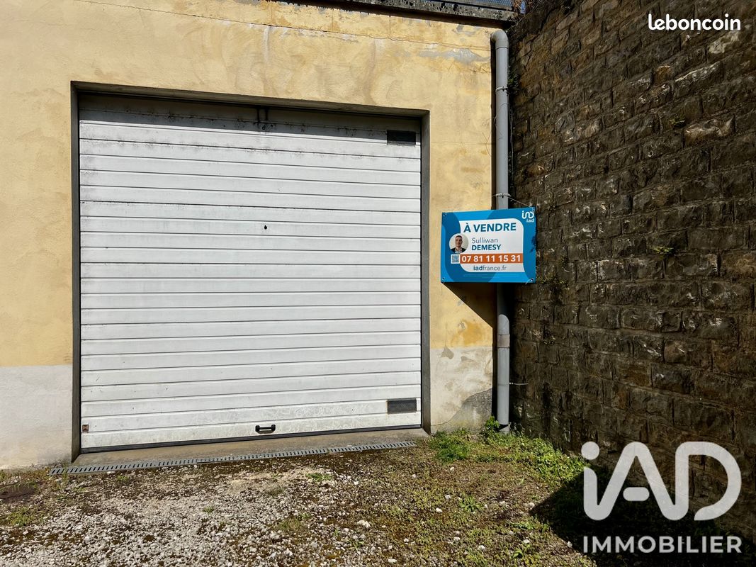Parking 23 m² · à Ornans · 23 m² · 35 000 €