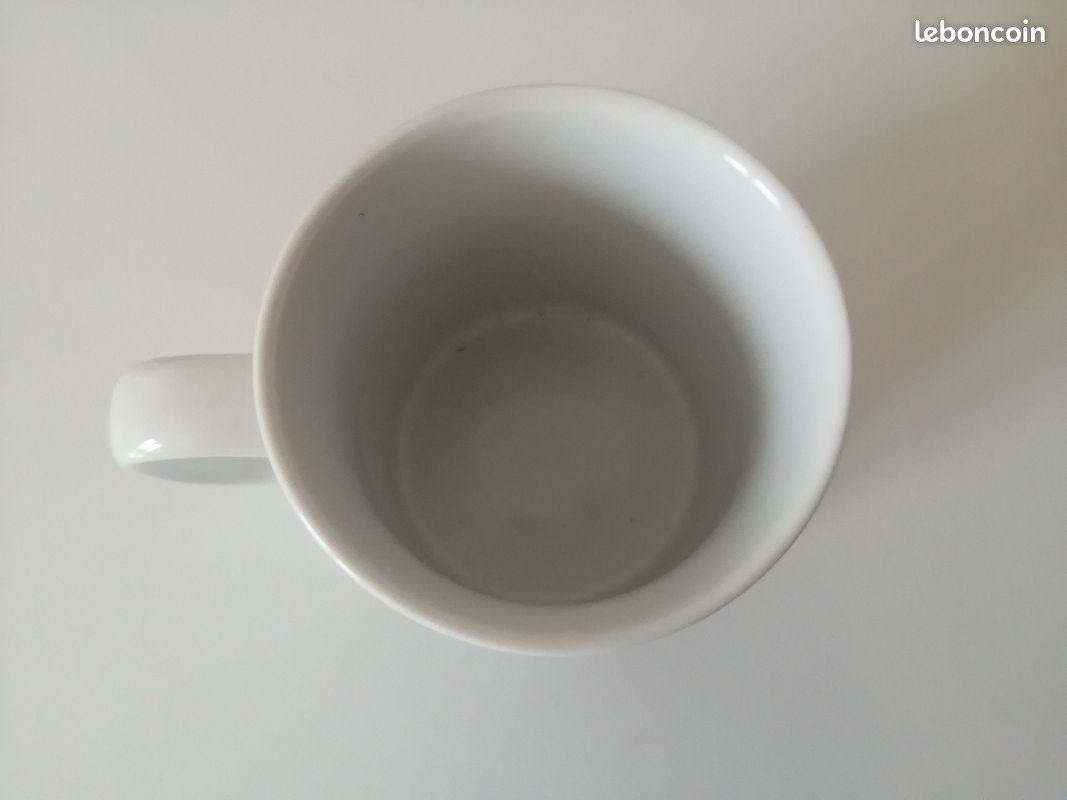 Grosse tasse/ tasse avec ours. Blanc rose et noir/gris. Parfait état (image 7)