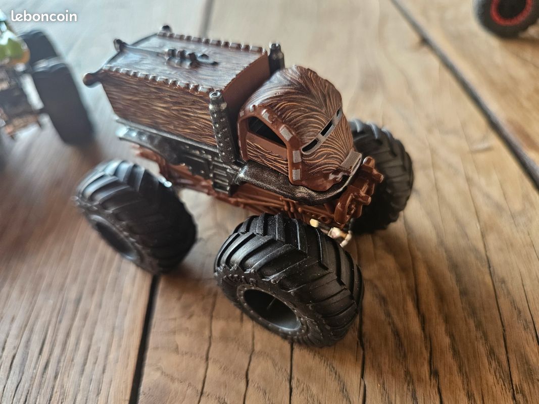 Lot de 4 mini monstre truck Hot Wheels 1/64 (image 5)