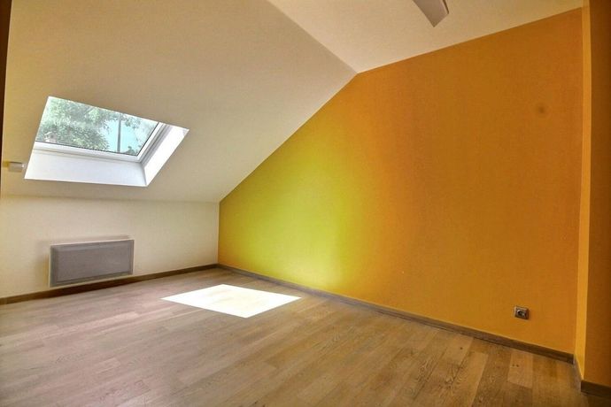 Maison a louer chaville - 5 pièce(s) - 120 m2 - Surfyn