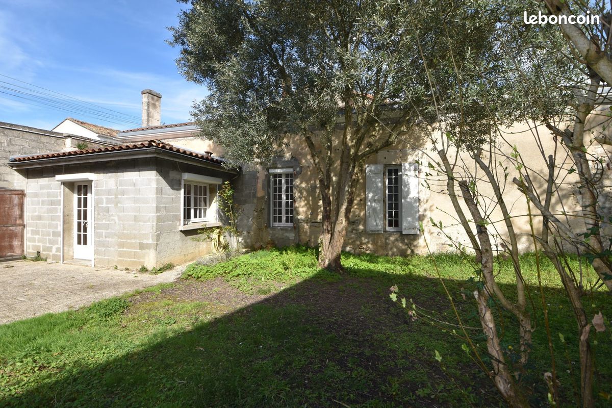 Maison 6 pièces 145 m² · à Angoulême · 145 m² · 310 300 €