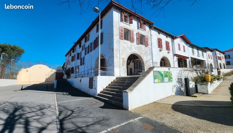 Maison de ville 14 pièces 303 m²
