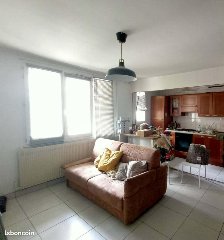 Appartement 3 pièces 54 m² · à Grenoble · 54 m² · 750 €