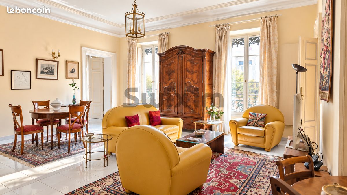 Appartement 5 pièces 192 m² · à Nîmes · 192 m² · 395 000 €