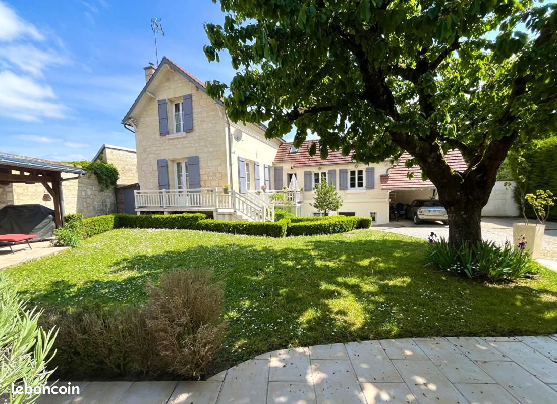 Maison 8 pièces 260 m² · à Berneuil-sur-Aisne · 260 m² · 369 000 €