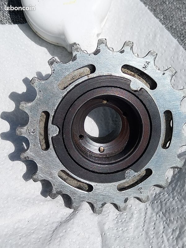 ROUE LIBRE MAILLARD (visser) 6 vitesses 13/21 (image 3)