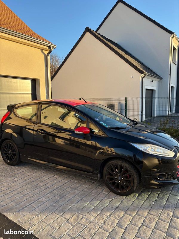 Ford fiesta ecoboost (image 1)