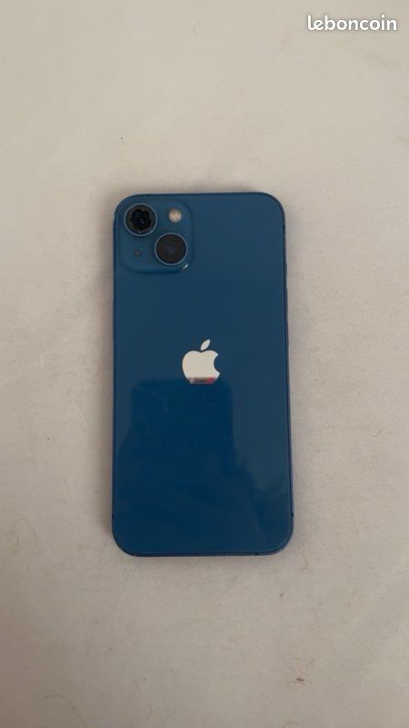 I phone 13 (image 2)
