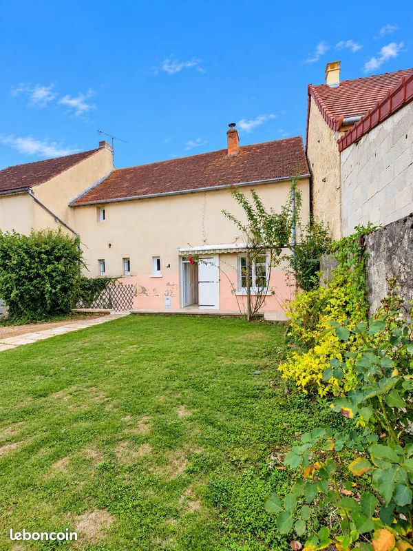 Maison 4 pièces 88 m² · à Étroussat · 88 m² · 92 900 €