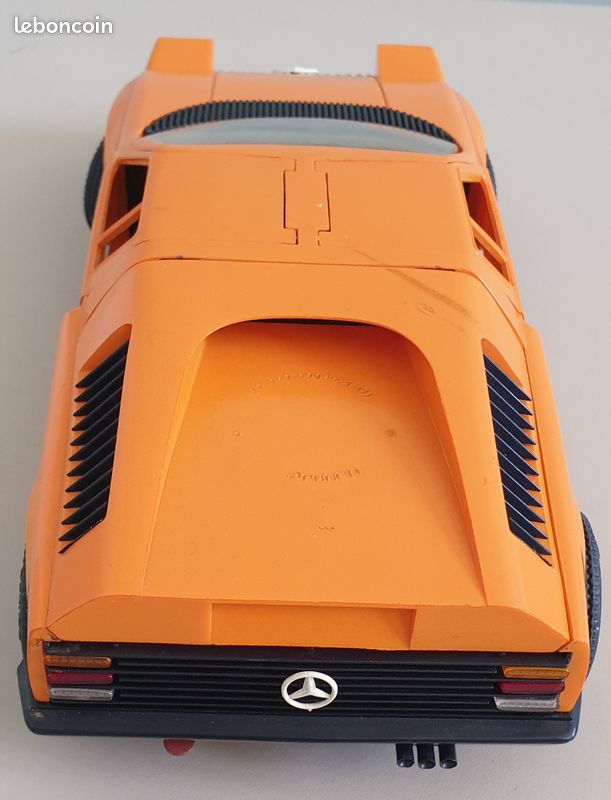 Mercedes C111, Flügeltürer, Schuco Modell No. 301828 1:66 orange in