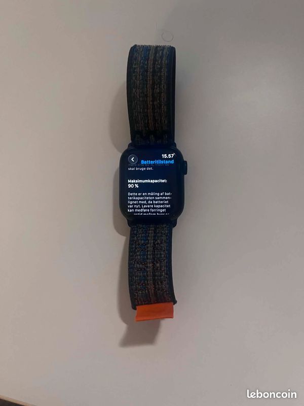 Apple Watch Series 8 (image 2)