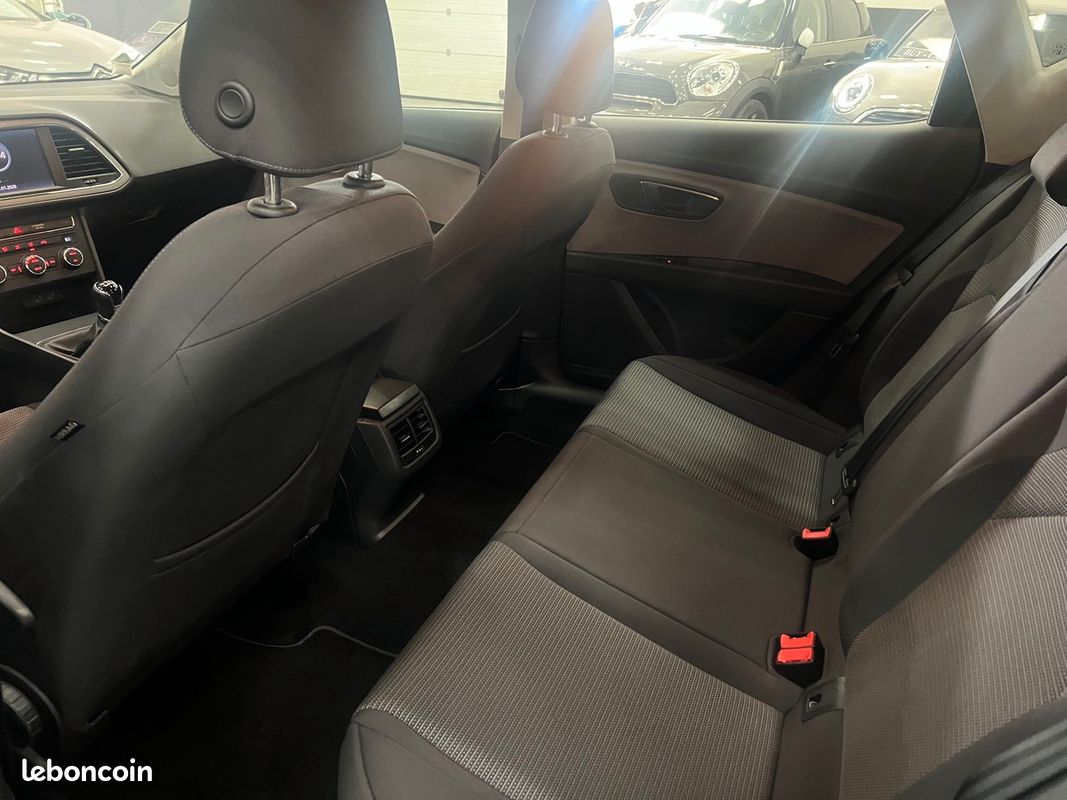 Seat Leon 1.0 TSI TURBO PHASE 2 116 CH / Financement possible (image 8)