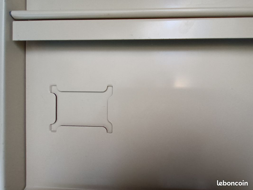 Armoire / classeur à casier métallique (image 4)