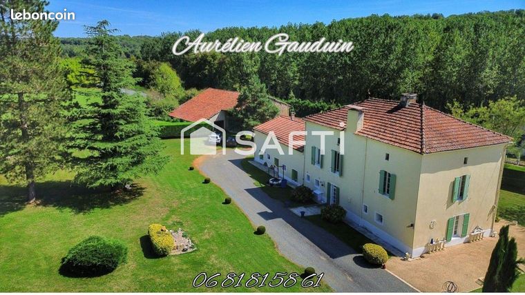 Maison 12 pièces 263 m²
