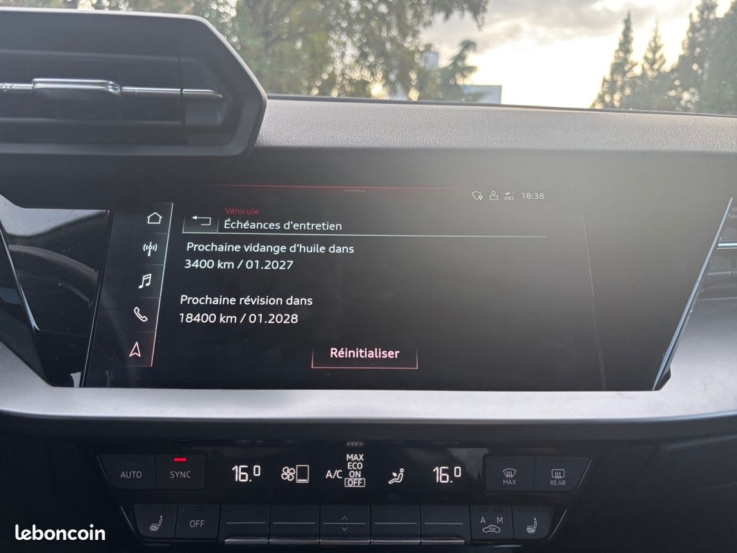 AUDI A3 SPORTBACK 35 TDI 150 S tronic 7 S Line (image 18)