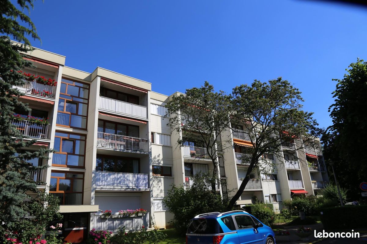 Appartement 3 pièces 75 m² · à Chilly-Mazarin · 75 m² · 179 000 €