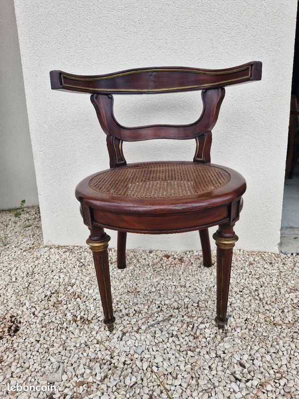 Fauteuil ancien avec canage (image 1)