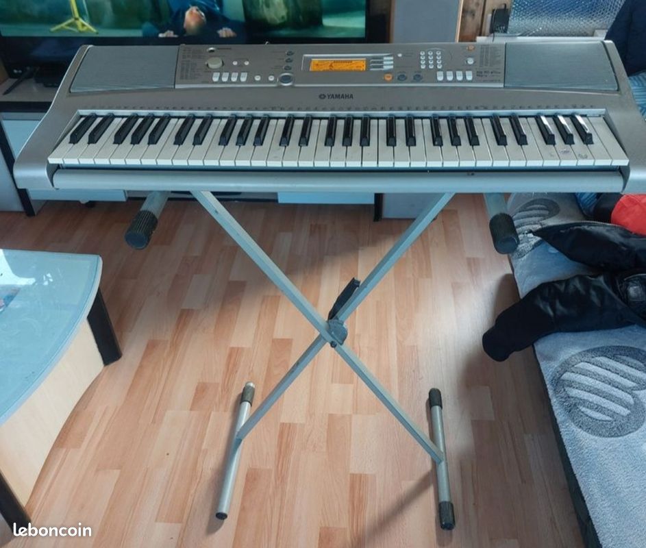 Piano yamaha (image 2)