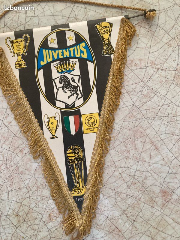 DRAPEAU , FANION De Foot Juventus De Turin 1966- 67 Campione D'italia EUR 28,00 - FR