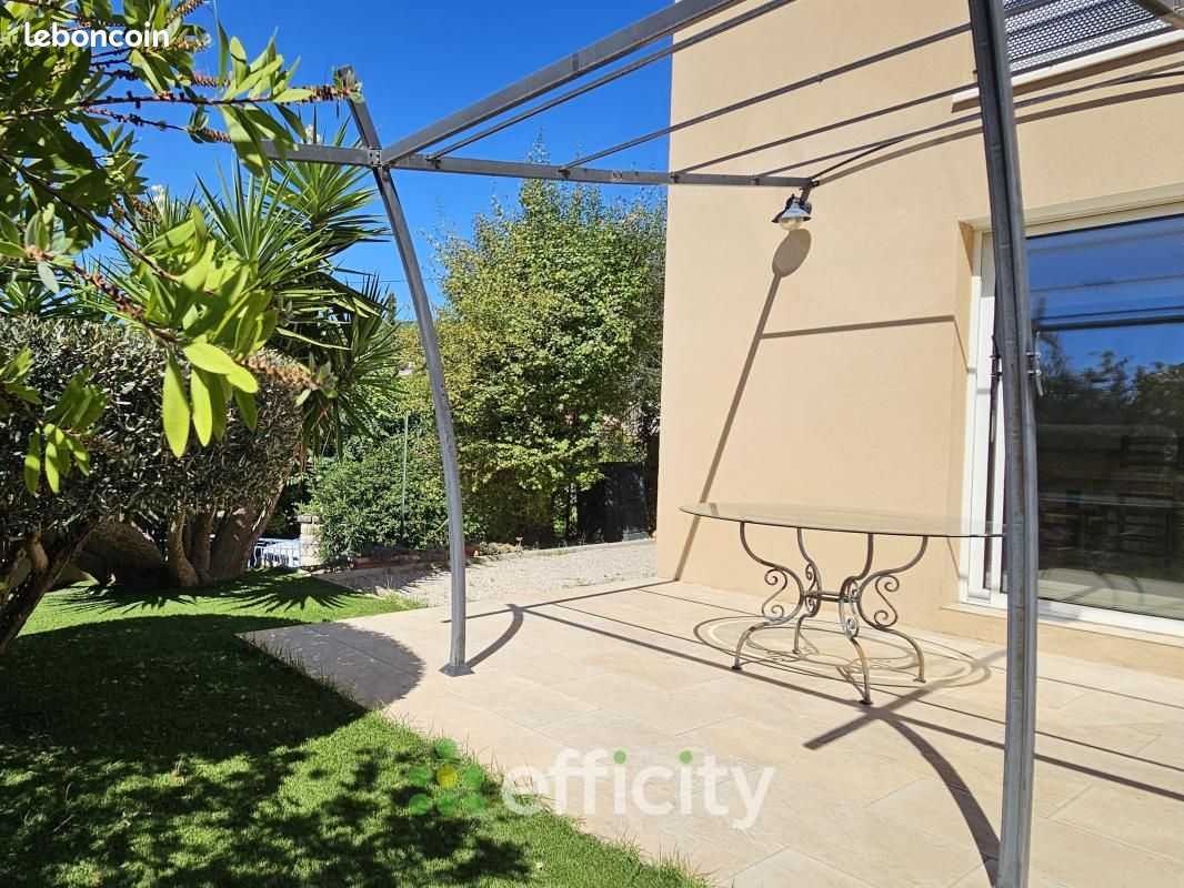 Maison 4 pièces 90 m² · à Ceyreste · 90 m² · 530 000 €