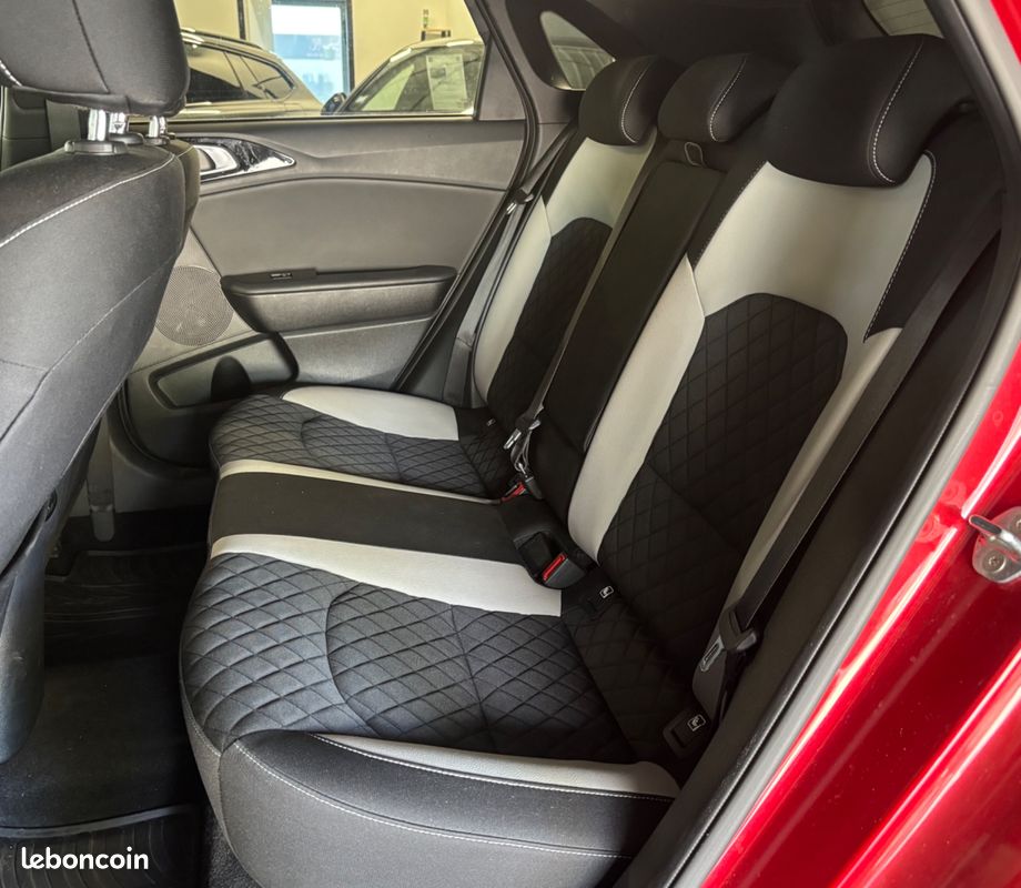 Kia ceed 1.6 crdi 135 ch gt-line premium dct bva - premiere main -garantie 10/2027 kia (image 7)