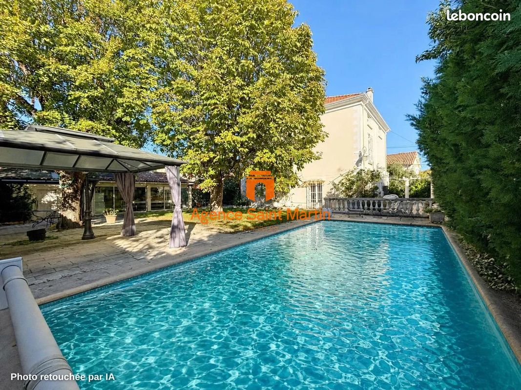 Maison 7 pièces 207 m² · à Montélimar · 207 m² · 430 000 €