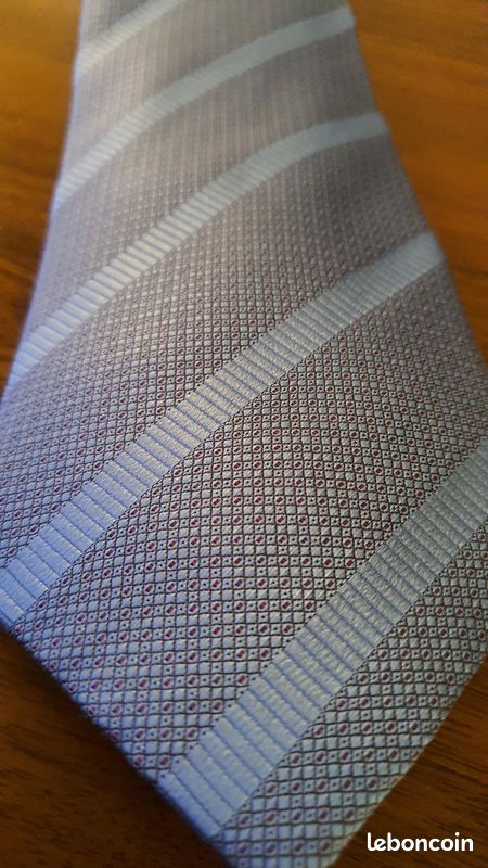 Lot de 3 cravates 100% soie (bleu et gris) (image 9)