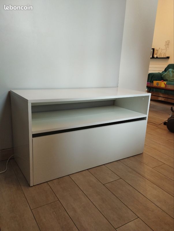 Meuble bas télévision (image 1)