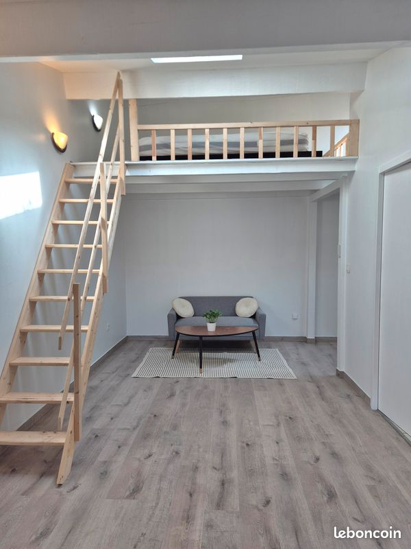 Appartement 1 pièce 27 m² · à Solliès-Pont · 27 m² · 620 €/mois