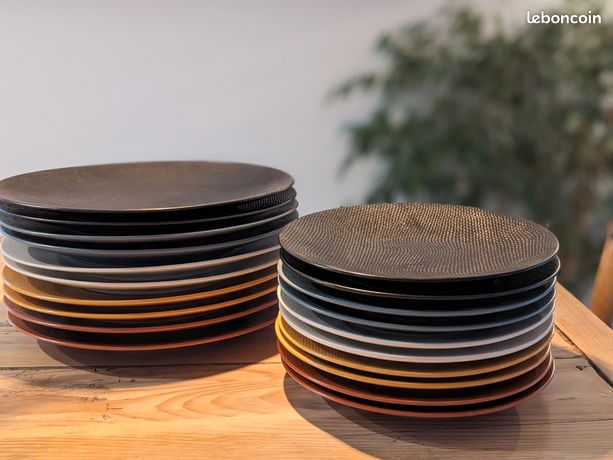 Assiettes Creuses Vesuvio En Grès Noir – Lot De 6 – Diamètre 25 Cm – Compatibles Lave-vaisselle Et Micro-ondes