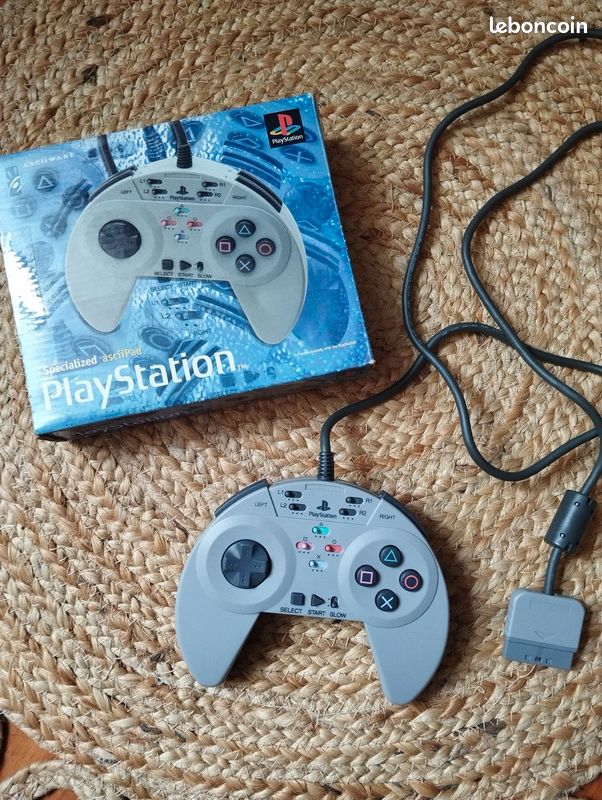 MANETTE ASCIIWARE ASCIIPAD Super Nintendo SNES modèle 4900 pièces