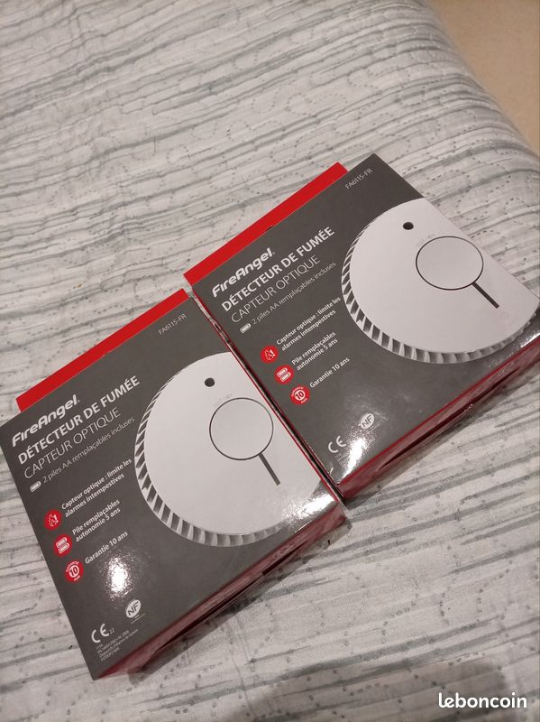 Détecteur de fumée FireAngel ST-622 - pack de 3 - pile 10 ans - bouton