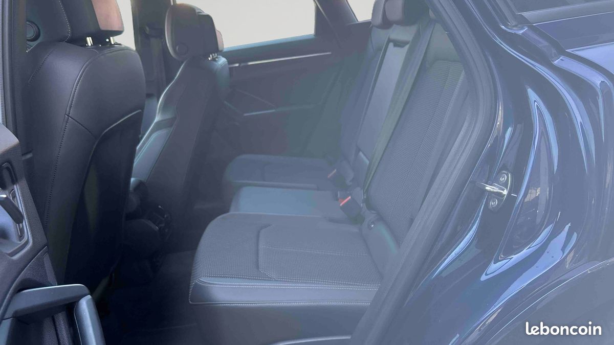 AUDI Q3 45 TFSIe 245 ch S tronic 6 S line (image 21)