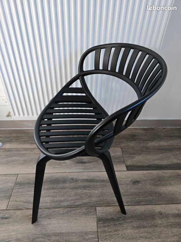 Chaise empilable (image 8)