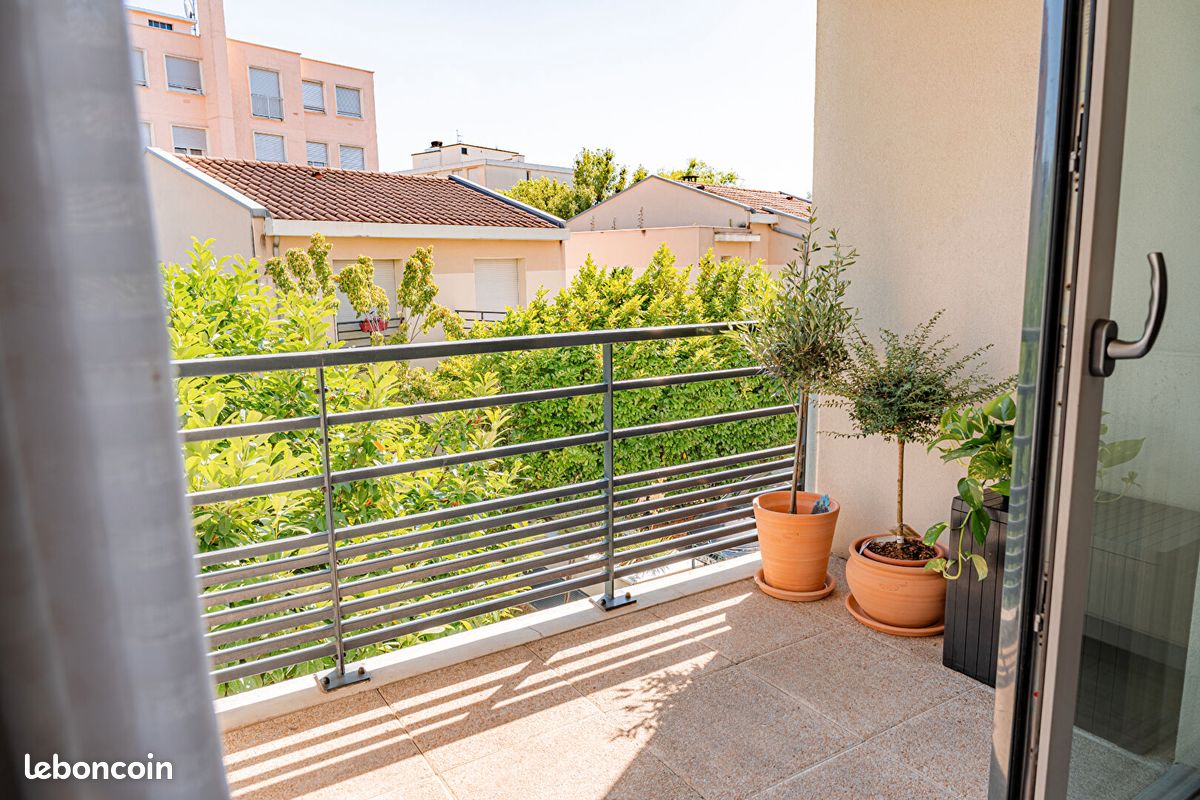 Appartement 3 pièces 63 m² · à Vaulx-en-Velin · 63 m² · 199 000 €
