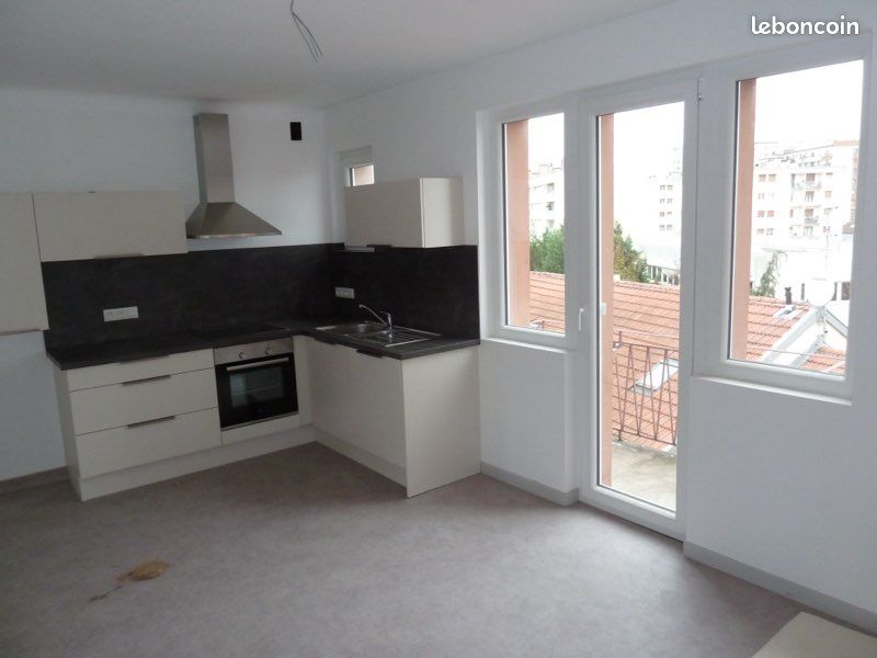 Appartement 4 pièces 97 m² · à Metz · 97 m² · 850 €