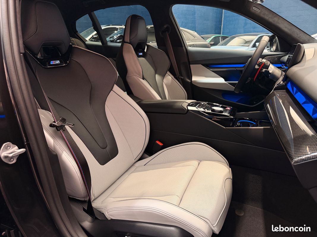 BMW M5 G90/G99 PHEV 727cv BVA8 XDrive - GARANTIE 07/2028 - CARBONE - Bower&Wilkins - HUD - IMMAT FRANCE (image 10)