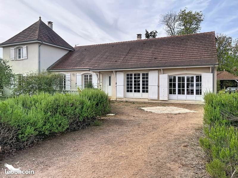 Maison 7 pièces 165 m² · à Dun-sur-Auron · 165 m² · 202 900 €