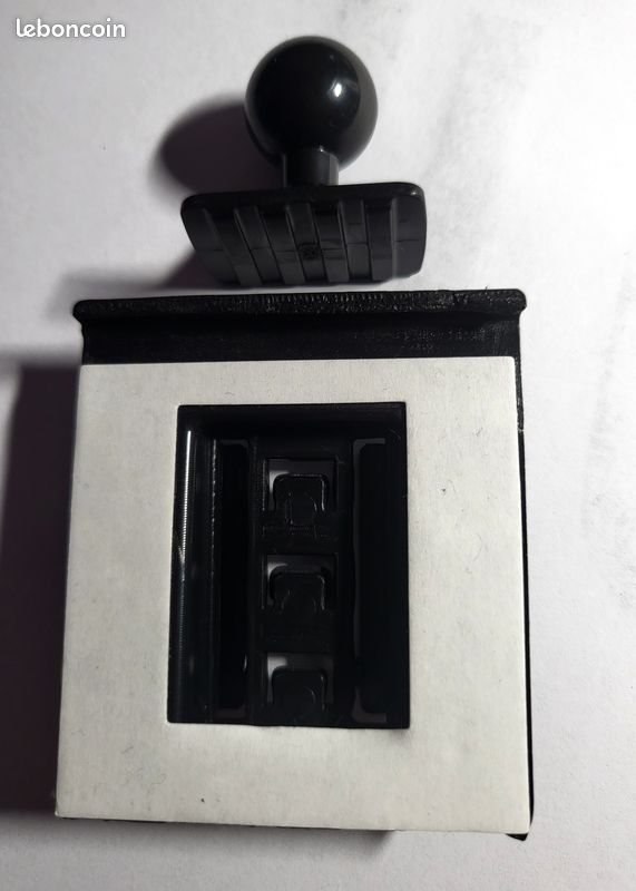 Support boule 17 mm adhésif pour téléphone, Go pro , et autres... (image 3)