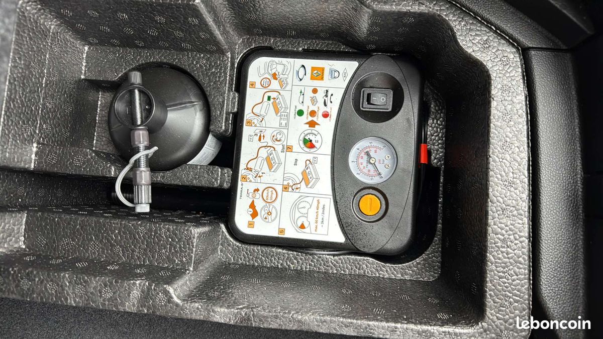 Renault captur e tech plug in 160 intens (image 25)