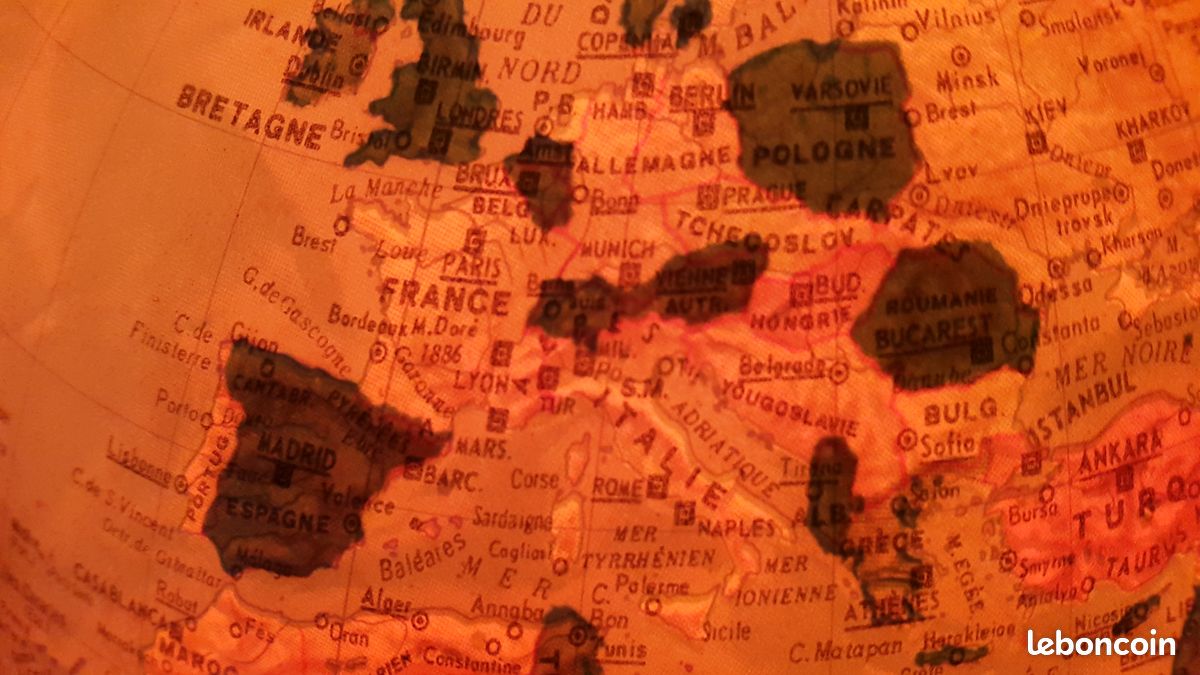 Jolie mappemonde lumineuse globe terrestre vintage (image 6)