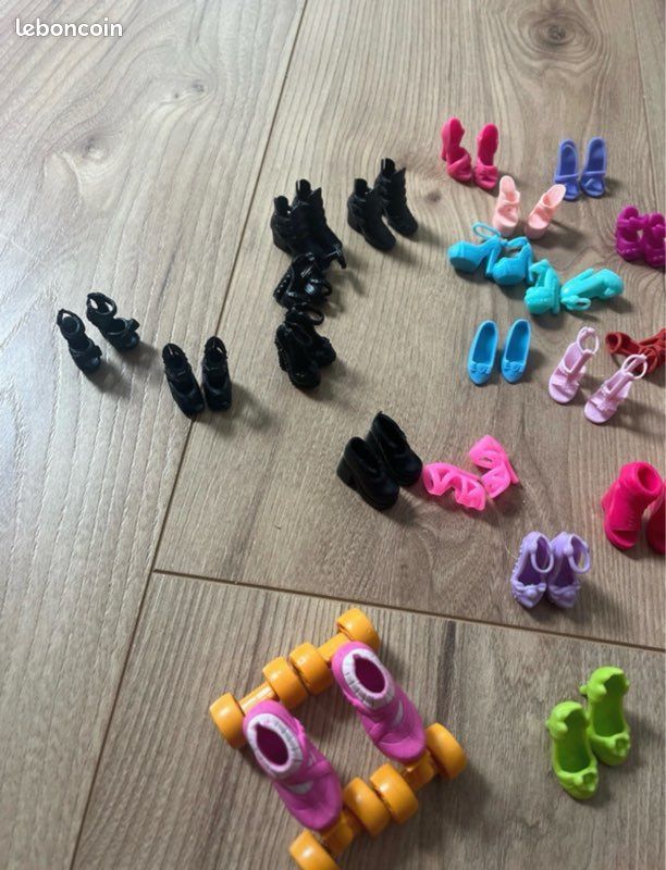 Lot de paires de chaussures Barbie (image 3)