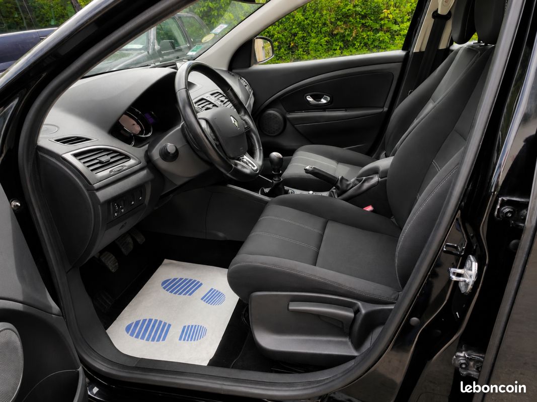 RENAULT MEGANE III 1.5 dCi 110ch Expression - Garantie (image 5)
