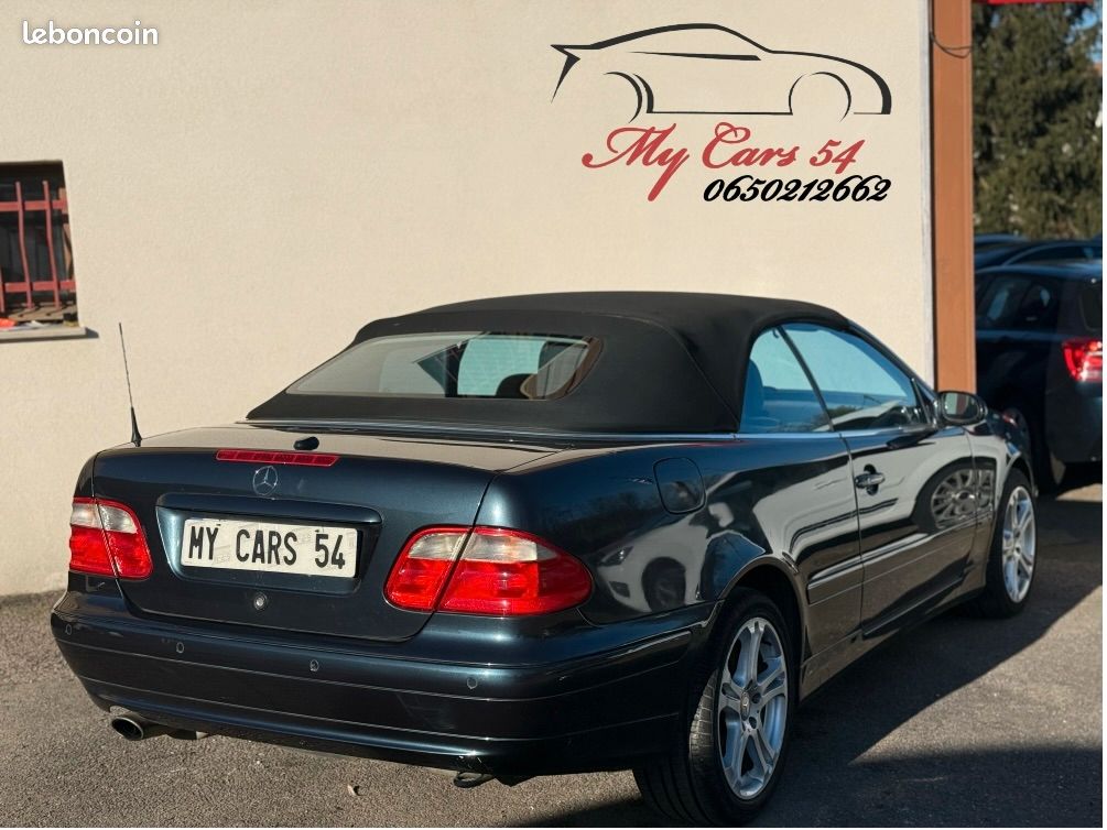 Mercedes CLK 230 Kompressor Cabriolet Final édition/ 2002/ Jantes/ Climatisation/ Semi-cuire (image 2)