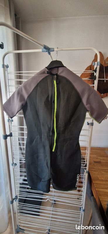 Combi shorty Homme Taille L comme neuf (image 2)
