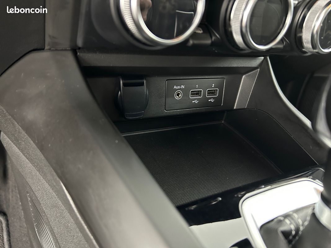 RENAULT Arkana E-Tech hybride 145 - 22 Techno (image 25)