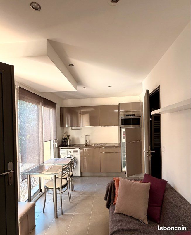 Appartement 1 pièce 25 m² · à Saint-Égrève · 25 m² · 610 €